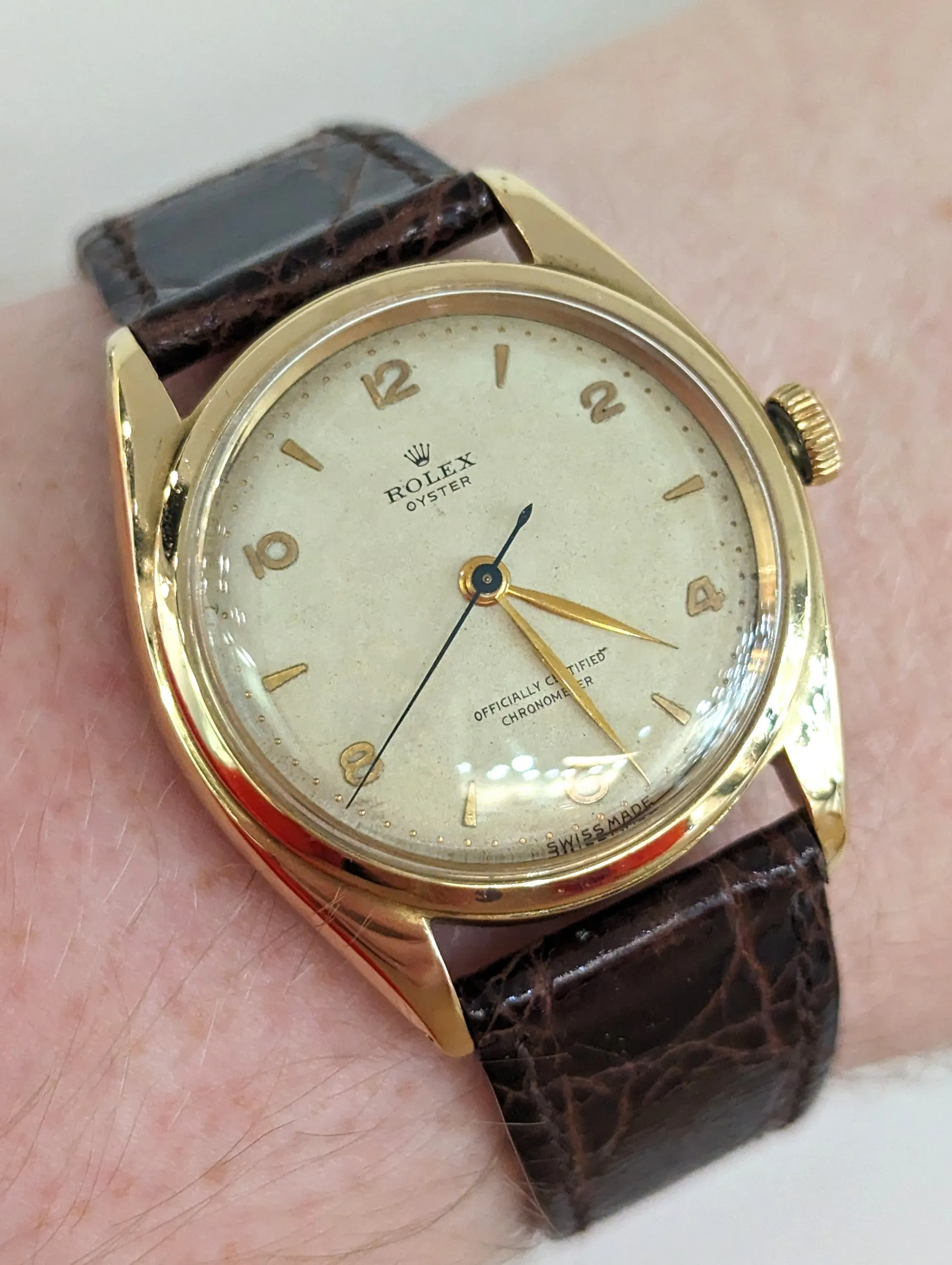 18k Yellow Gold Rolex Wristwatch 1946/47 w/ Original Box