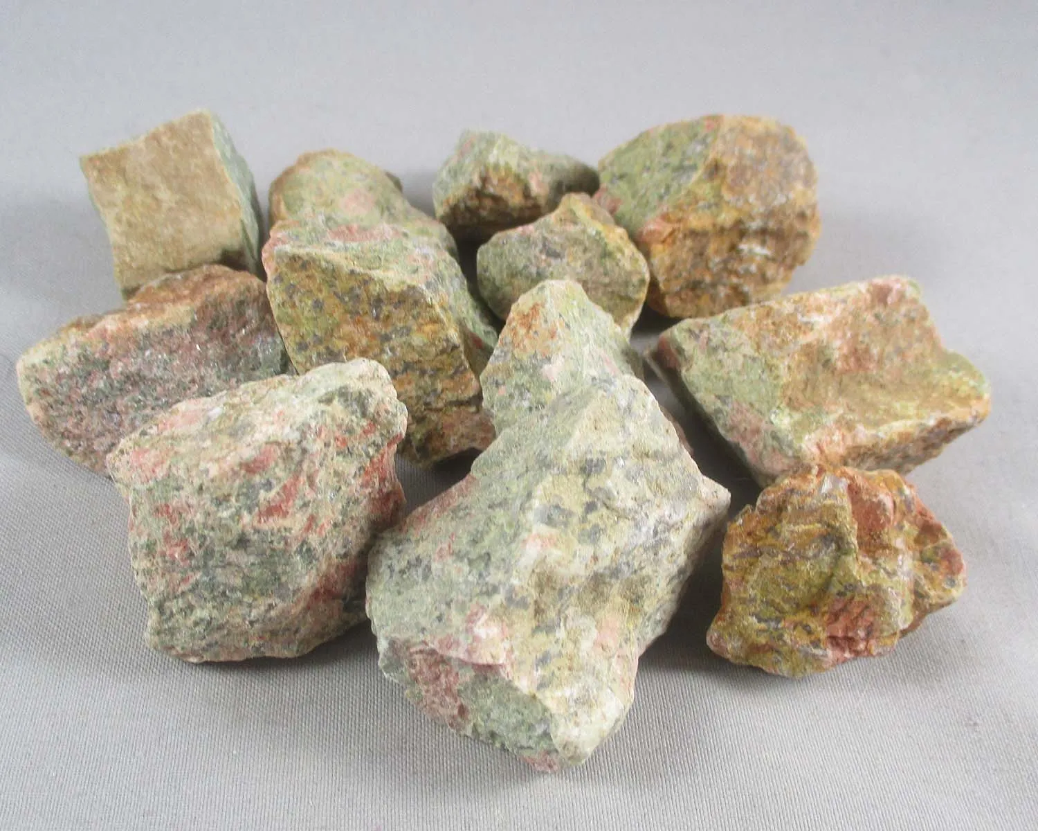 25% OFF!  Unakite Stones Raw 3pcs H139**