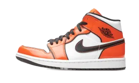 Air Jordan 1 Mid SE “Turf Orange”