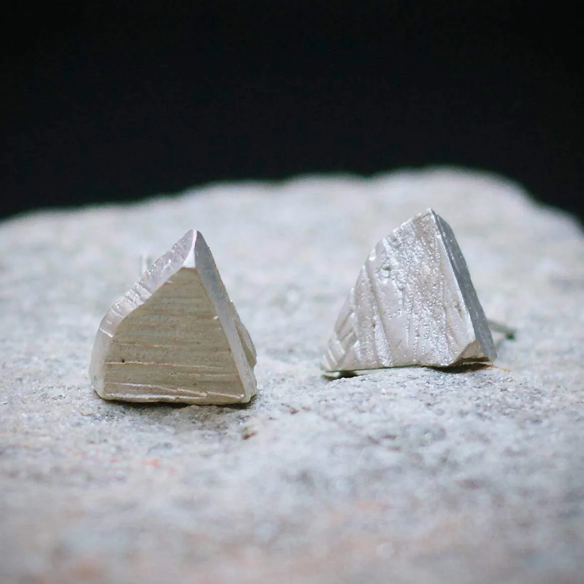 ALCHEMY post earrings, organic ruff pyramid, raw black triangle, crude post earrings, rustic studs, gift idea, september, maria solorzano