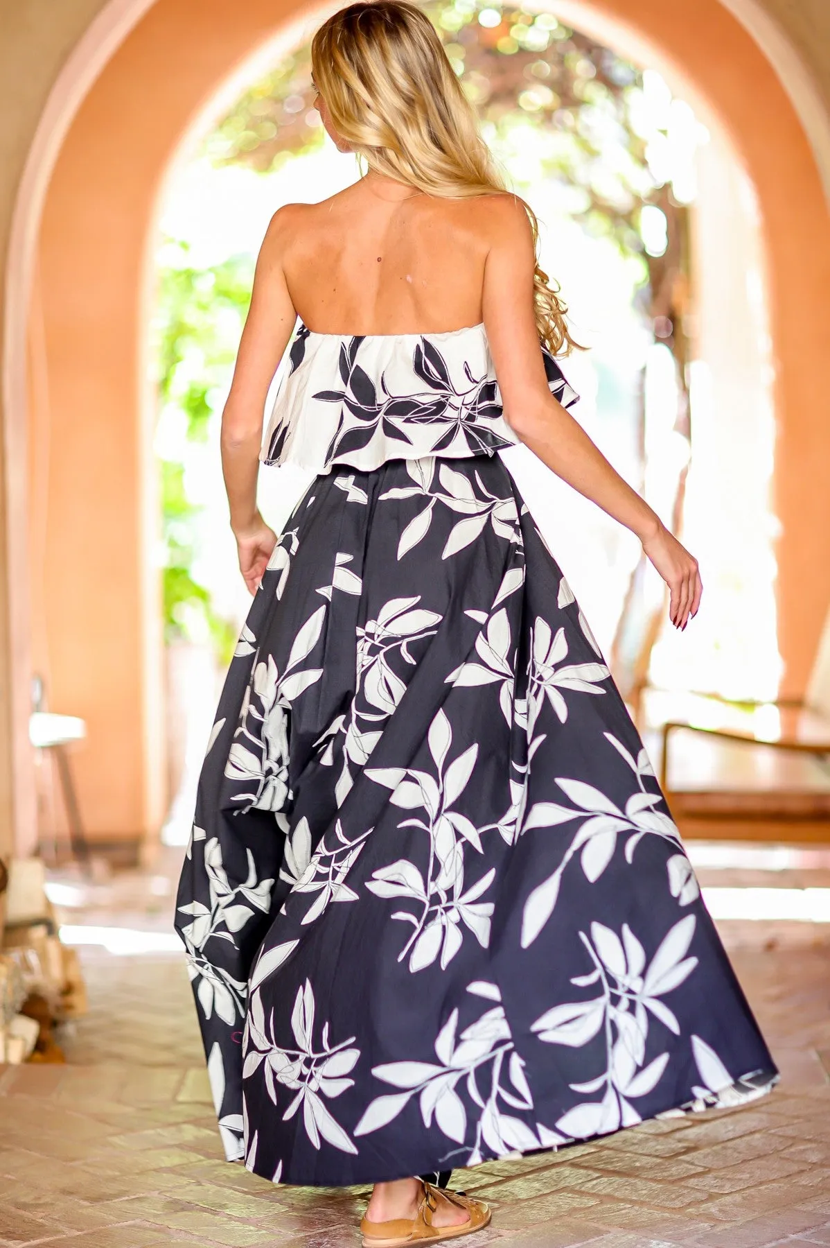 BLACK AND WHITE FLORAL MAXI DRESS WITH COLOR-BLOCK FLOUNCED TOP AND TIE WAIST