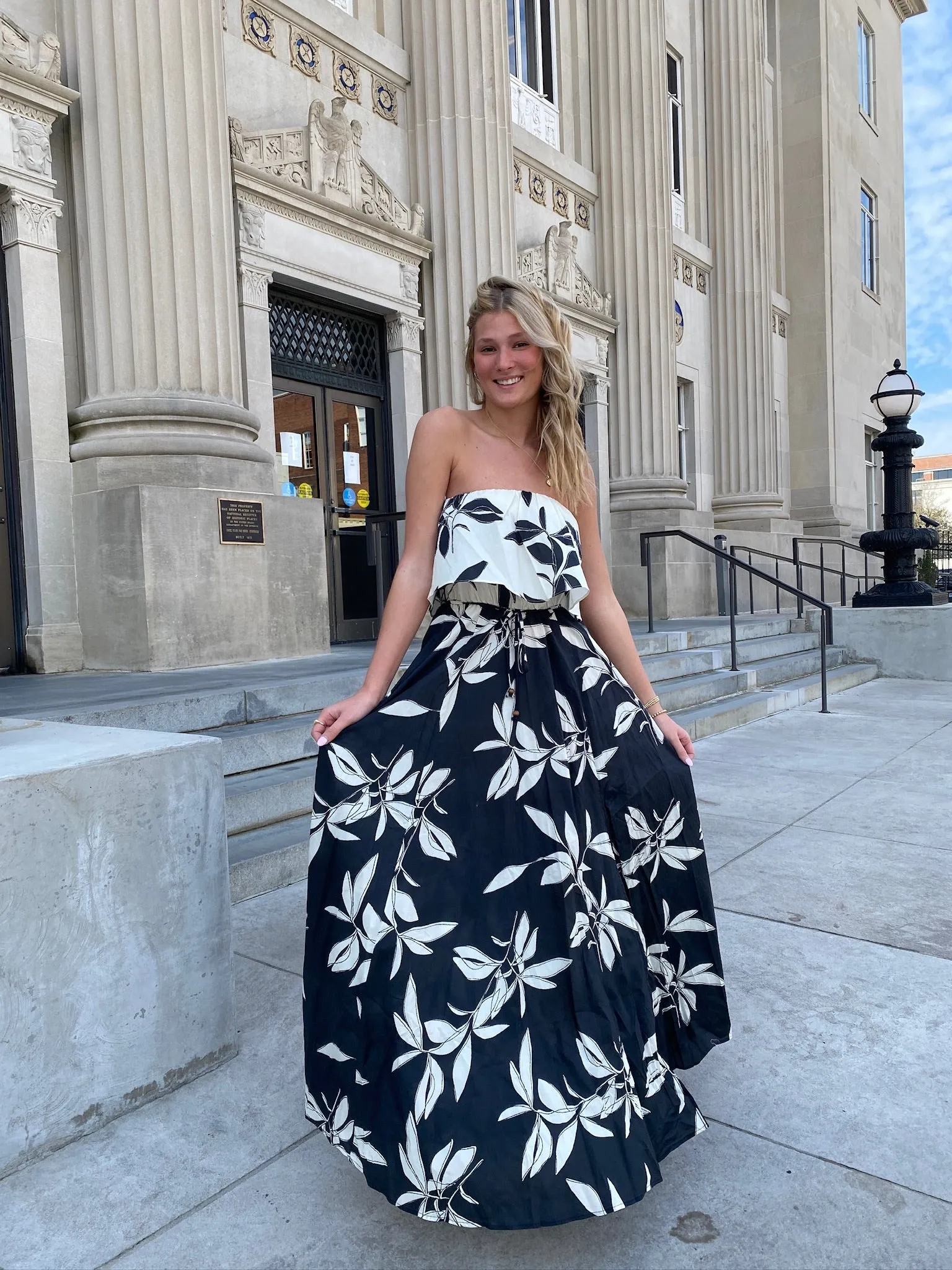 BLACK AND WHITE FLORAL MAXI DRESS WITH COLOR-BLOCK FLOUNCED TOP AND TIE WAIST