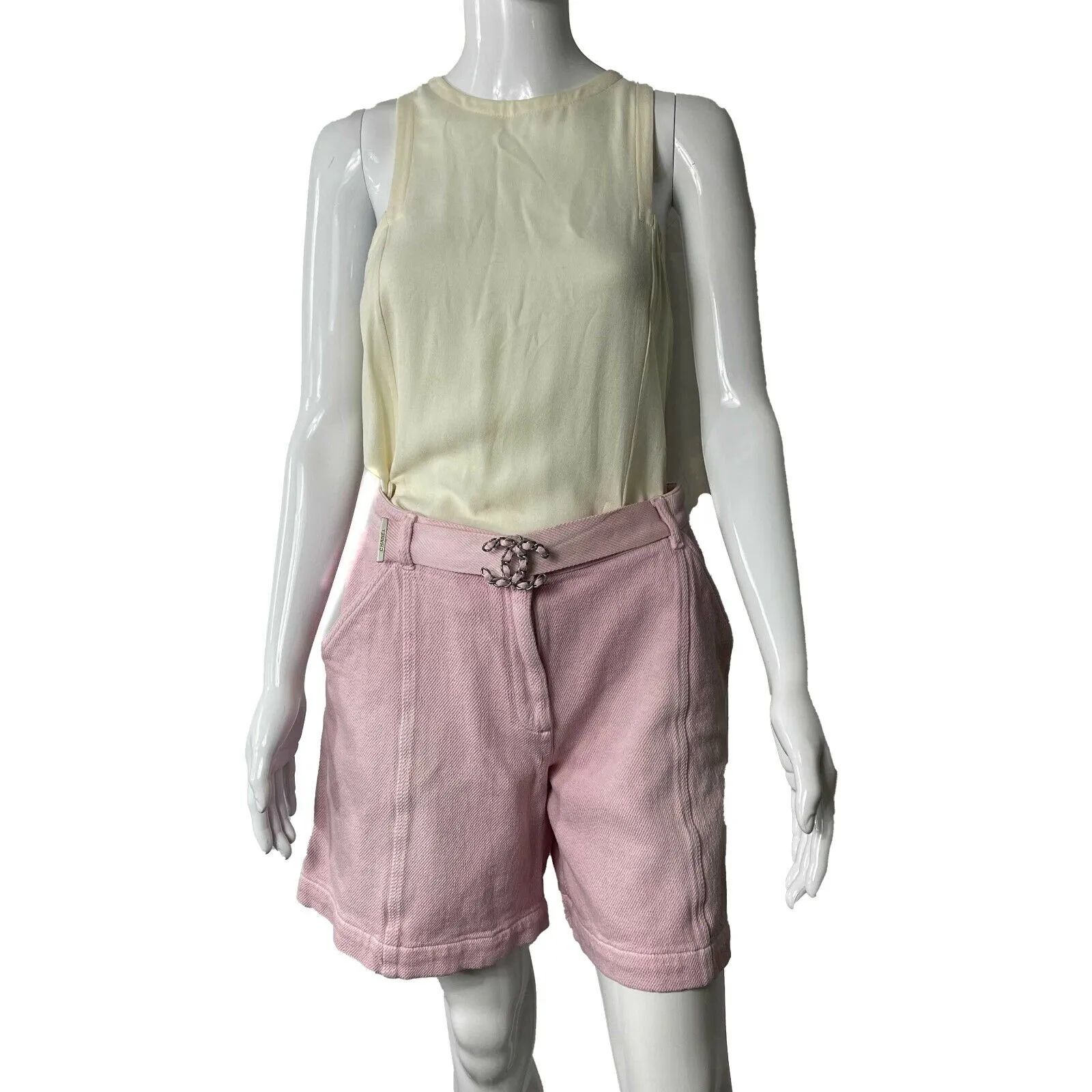 CHANEL - 19P CC Logo Belted Long Cotton Textured PInk Shorts - 38 US M