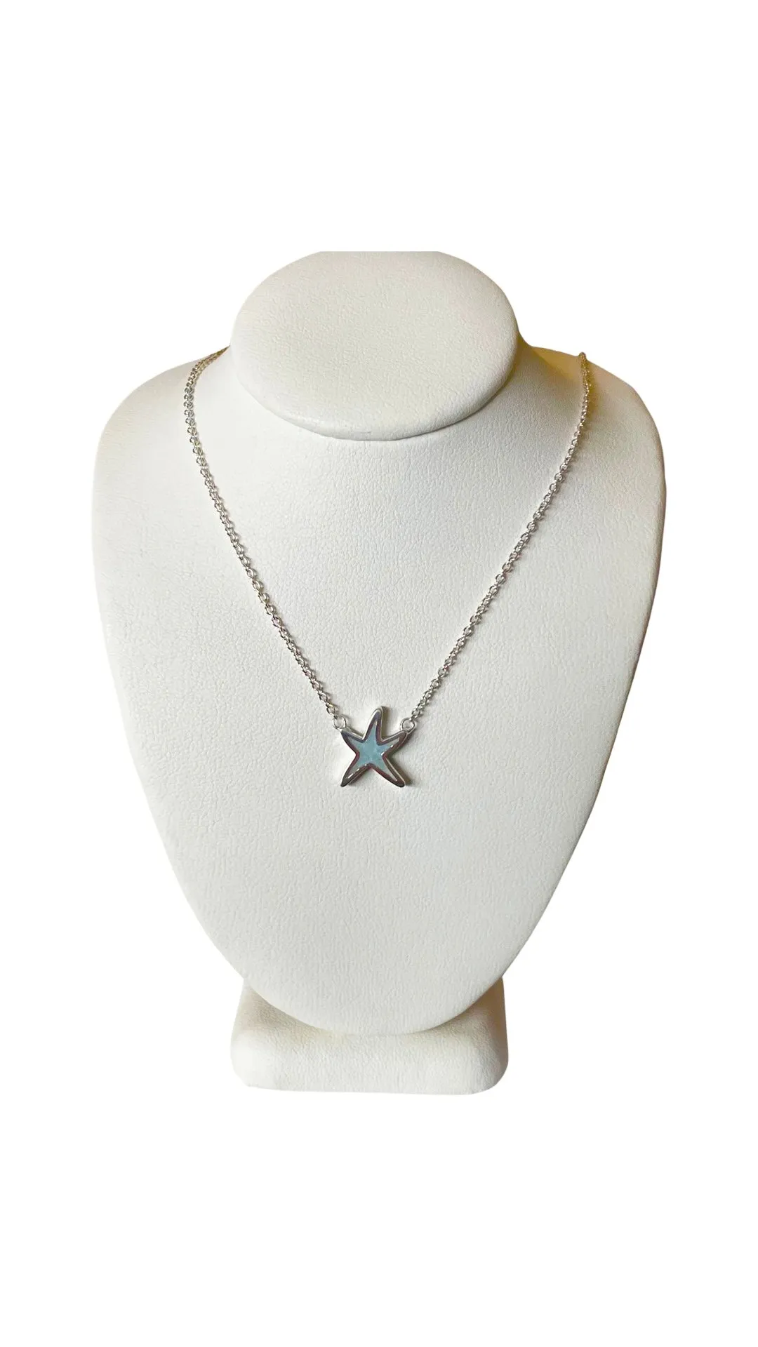 Delicate Starfish Stationary Necklace