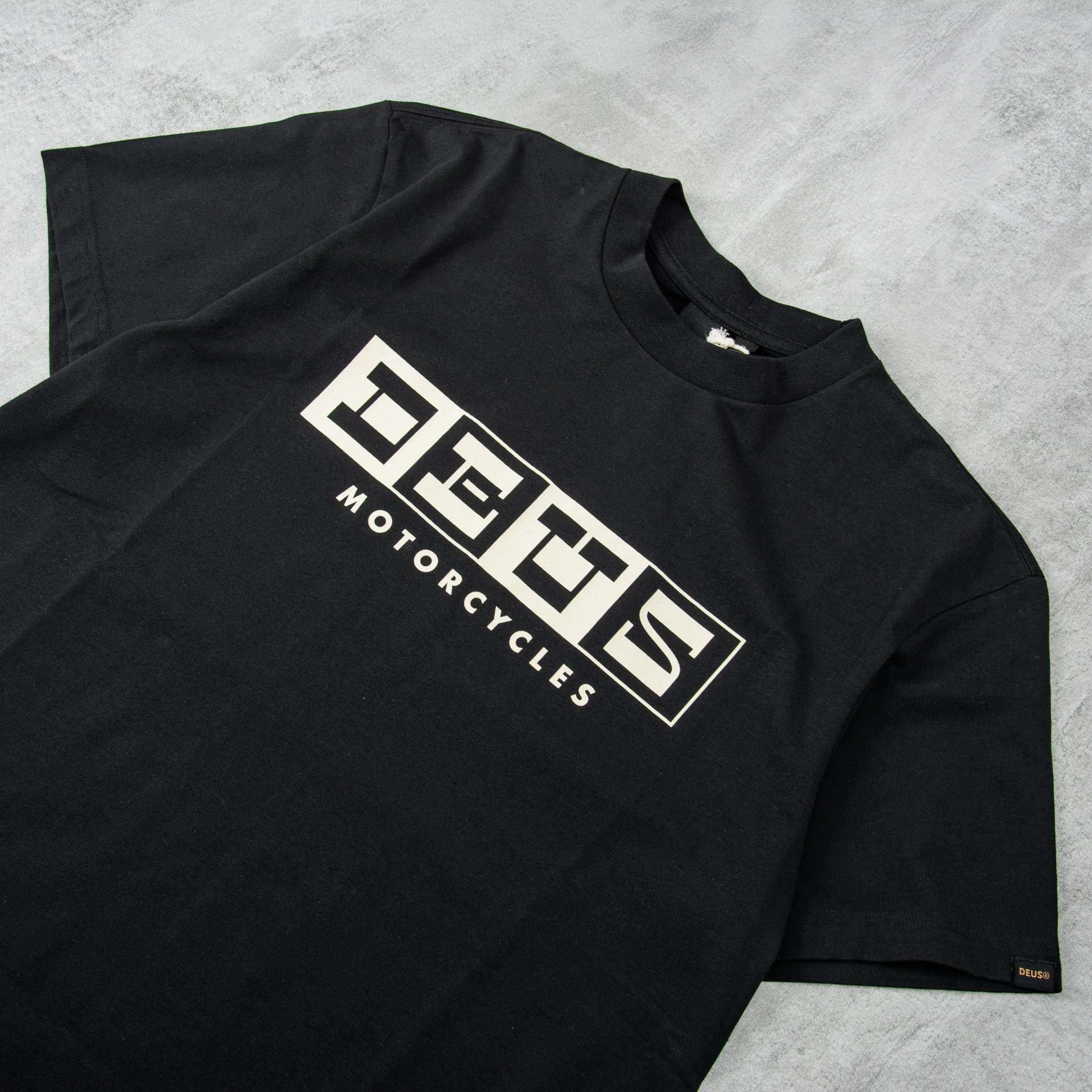 Deus Ex Machina Overturn Tee - Black