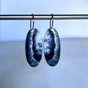 Downhill earrings in dendritic agates