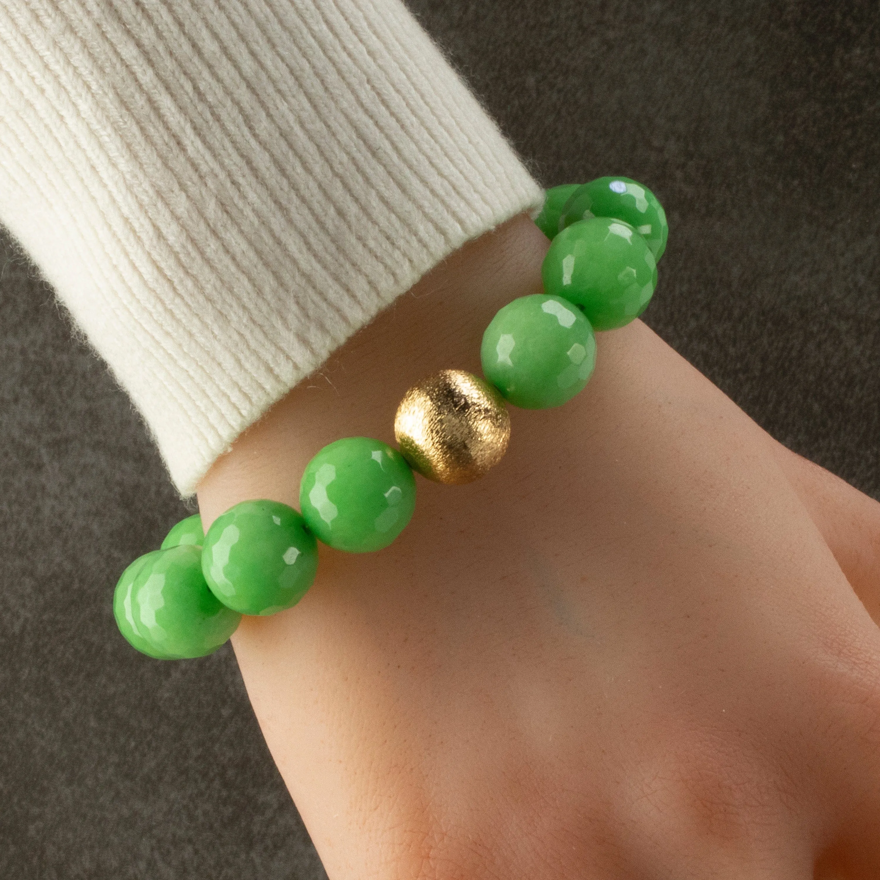 Faceted Green Color Enhanced Jade with Gold Accent Bead Gemstone Elastic Bracelet