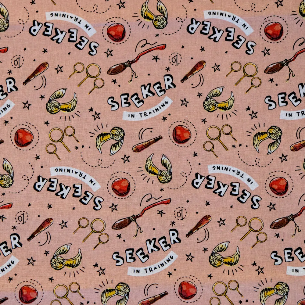 FS635_27 Harry Potter – Seeker in Training Coral Cotton Fabric