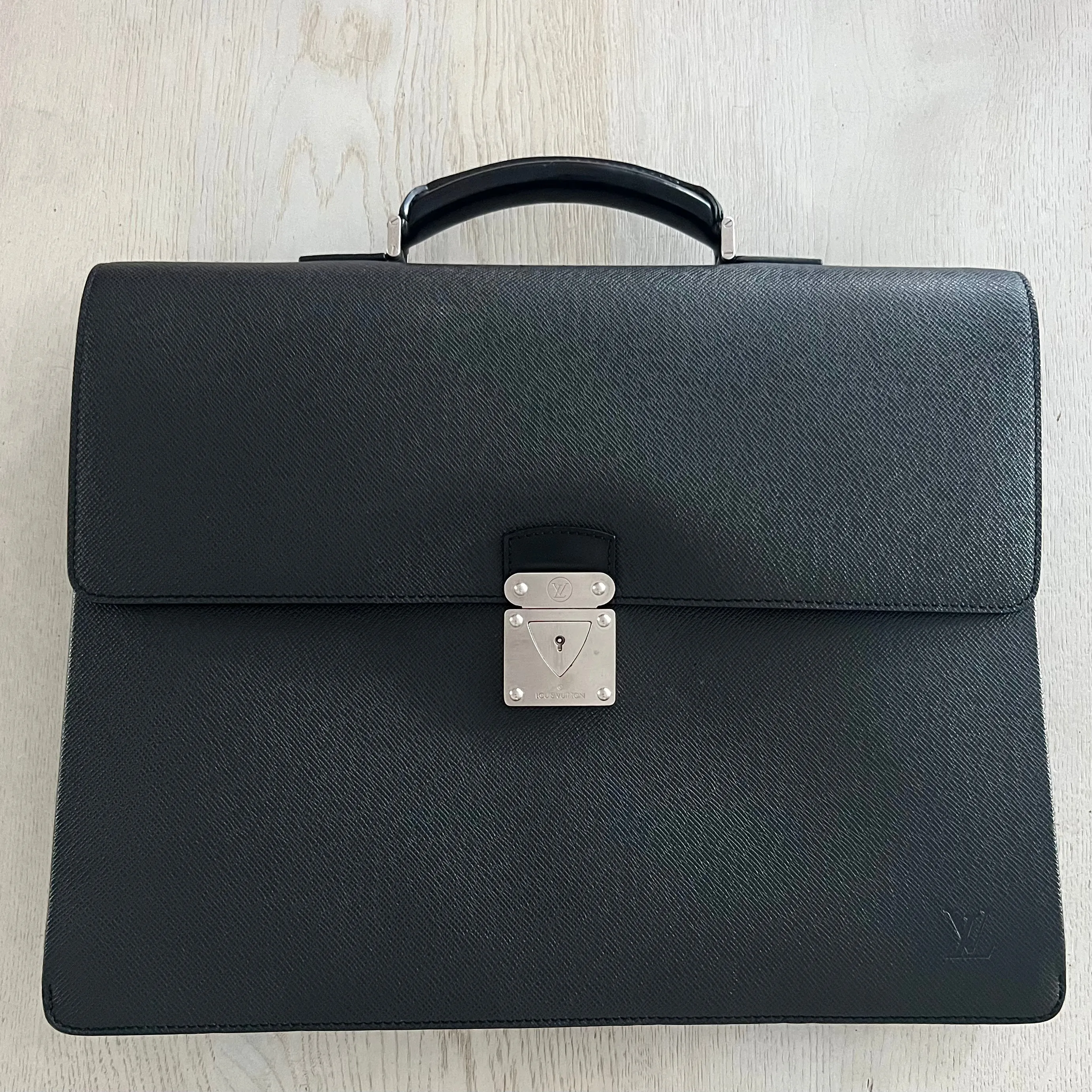 Louis Vuitton Robusto Briefcase