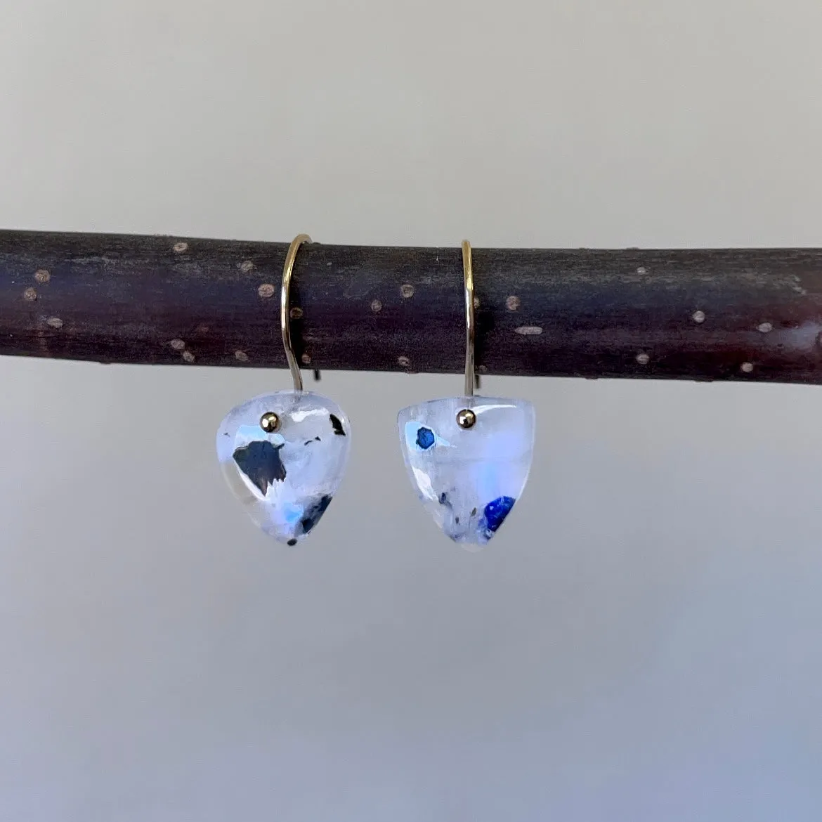 Petite Heart Shield earrings