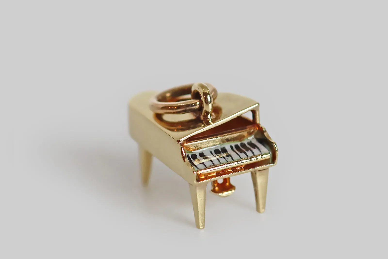 Sloan & Co. Miniature Grand Piano Charm