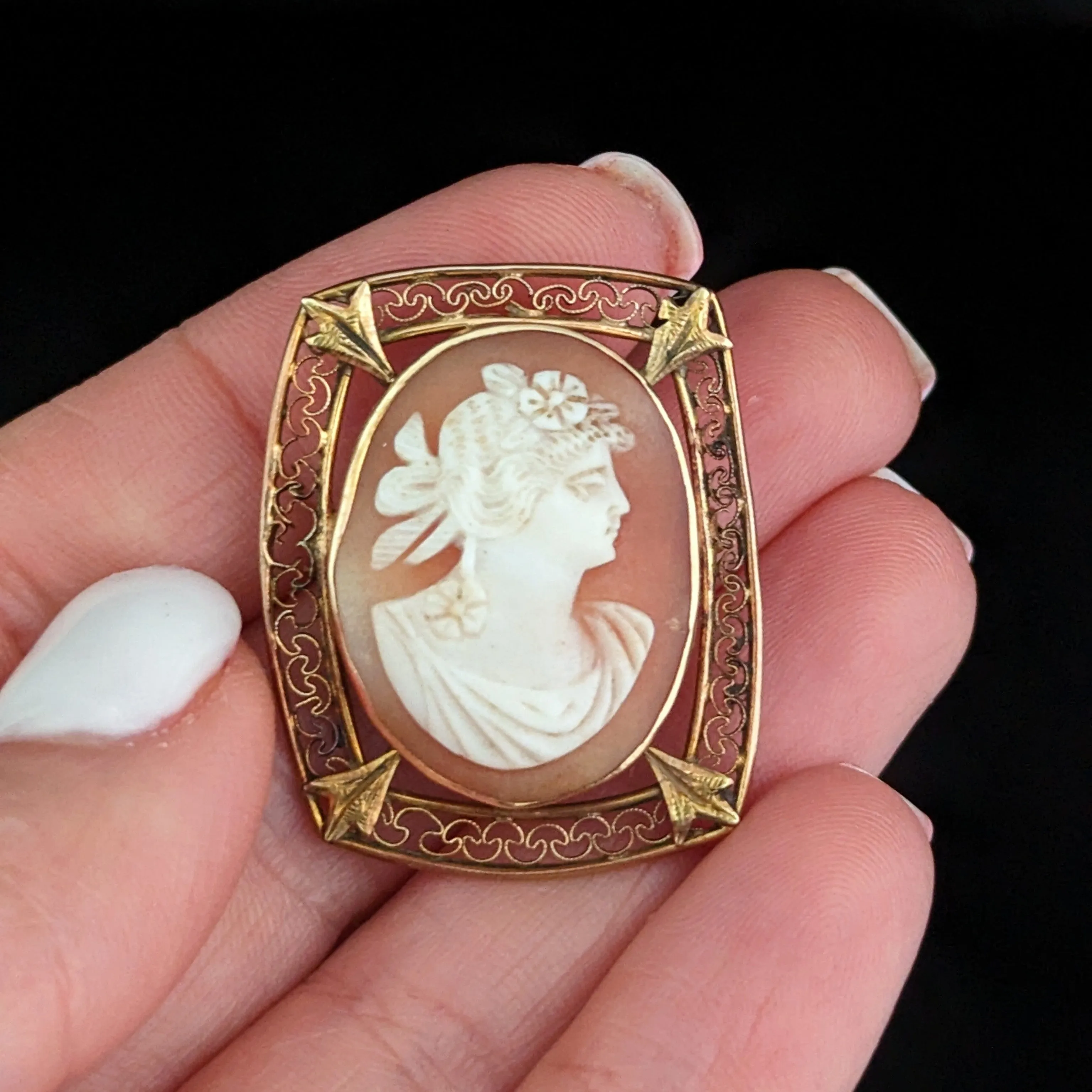 The Selma - Antique 10k Gold Shell Cameo Brooch Pendant FOB Convertible