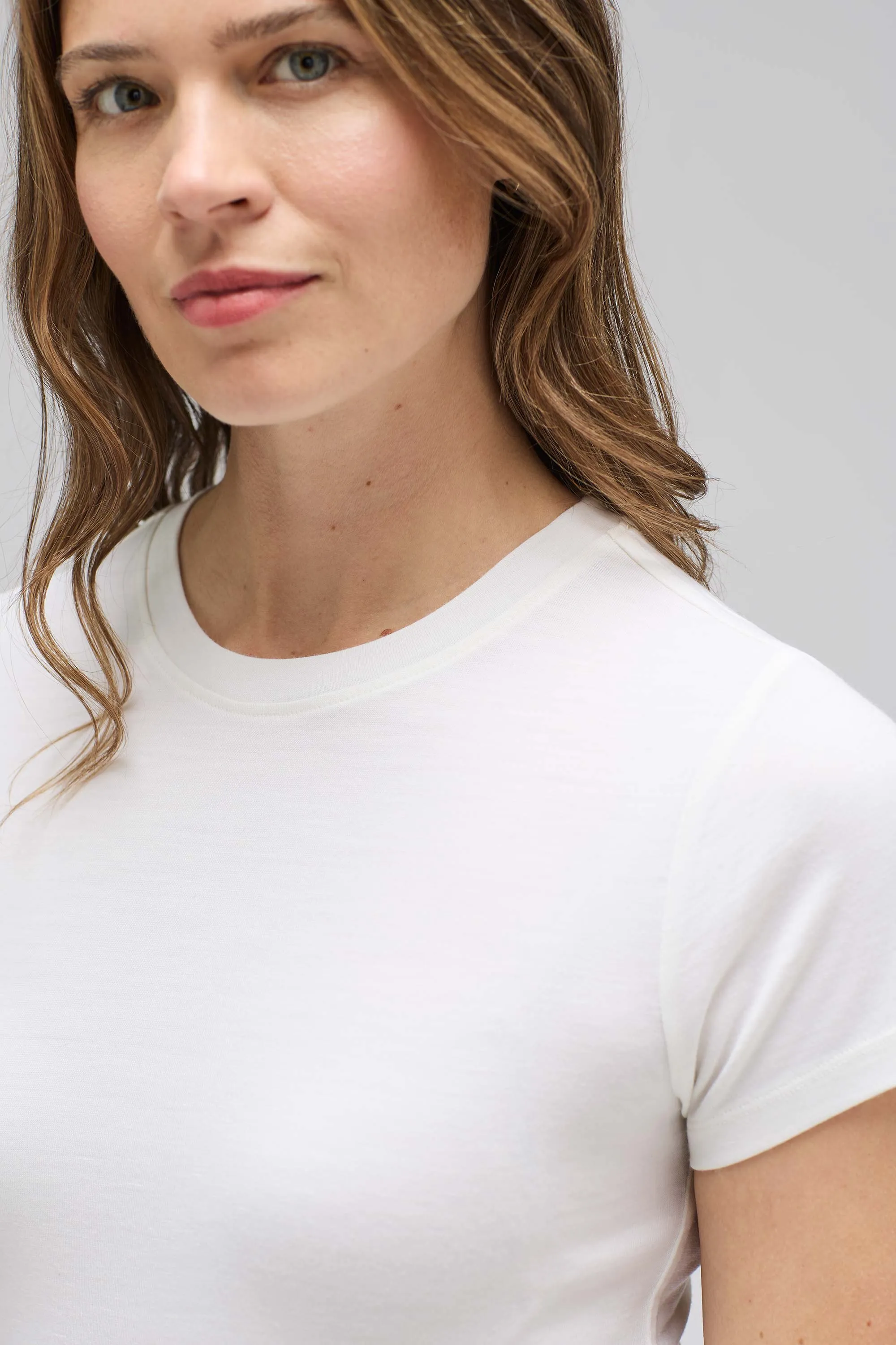 Women's Slim Merino Crew Neck T-Shirt