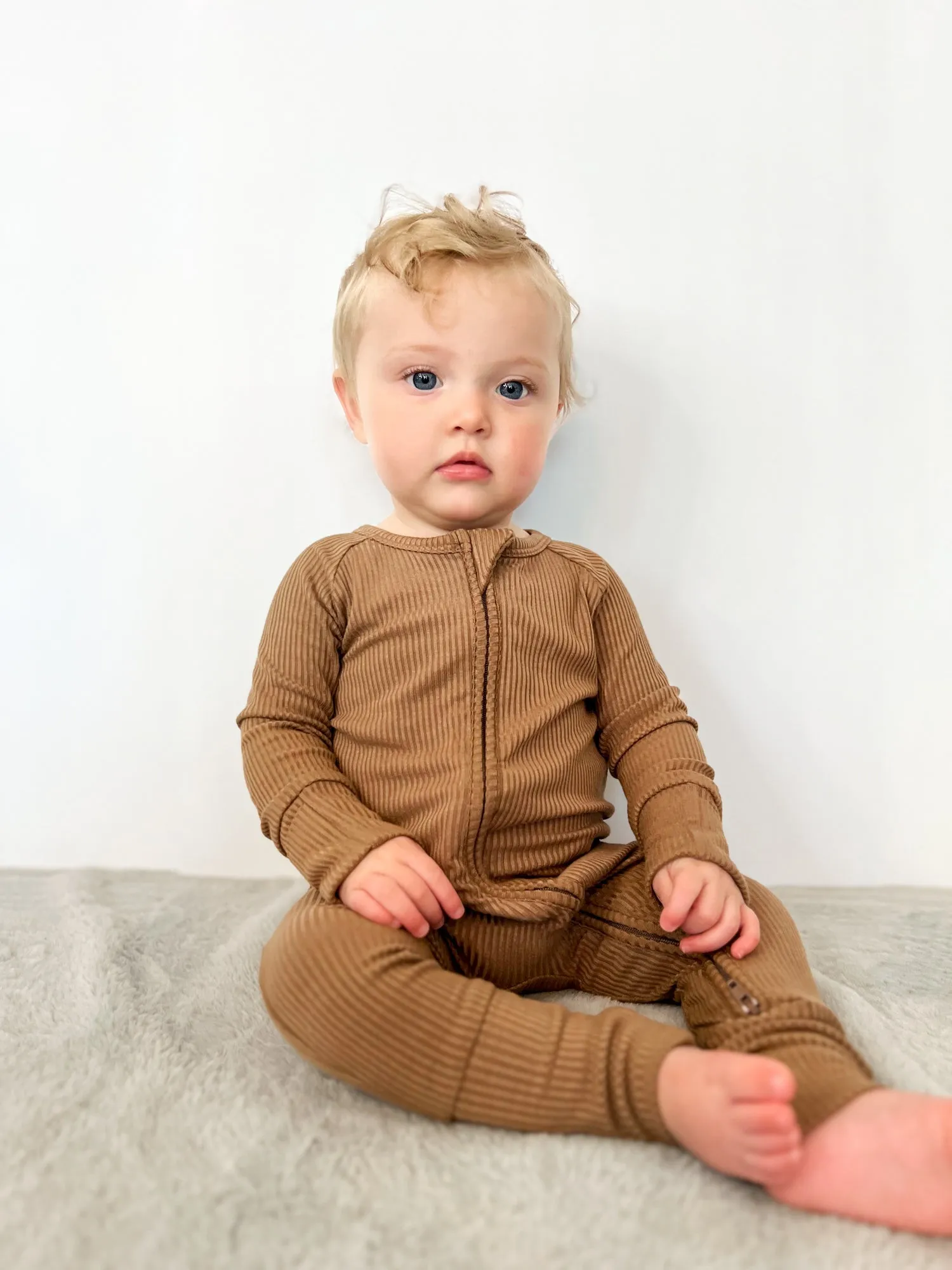 ZIP ROMPER - Mocha Ribbed